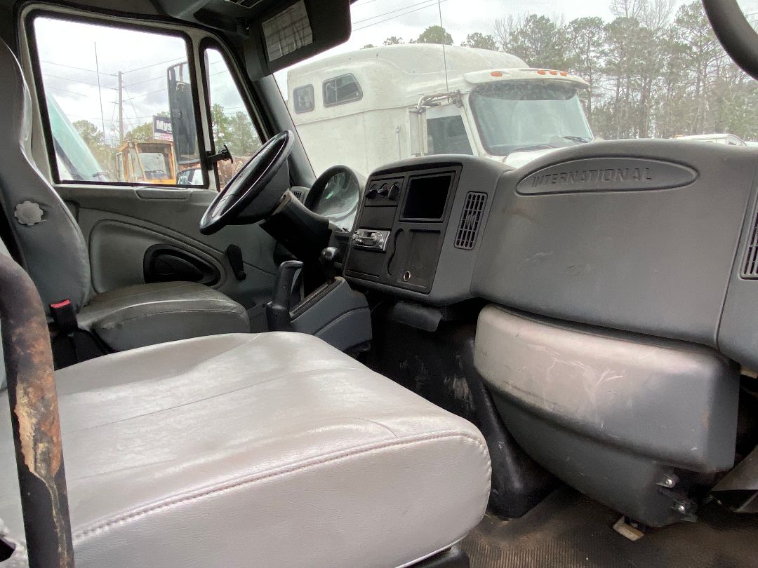 2004 INTERNATIONAL Durastar 4200 - Image 9